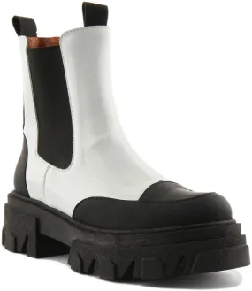 Justinreess England Meadow In White Black For Women